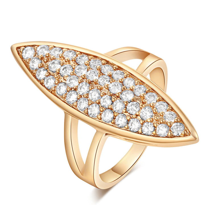 Vintage oval crystal ring